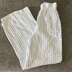 White and black stripe linen pants